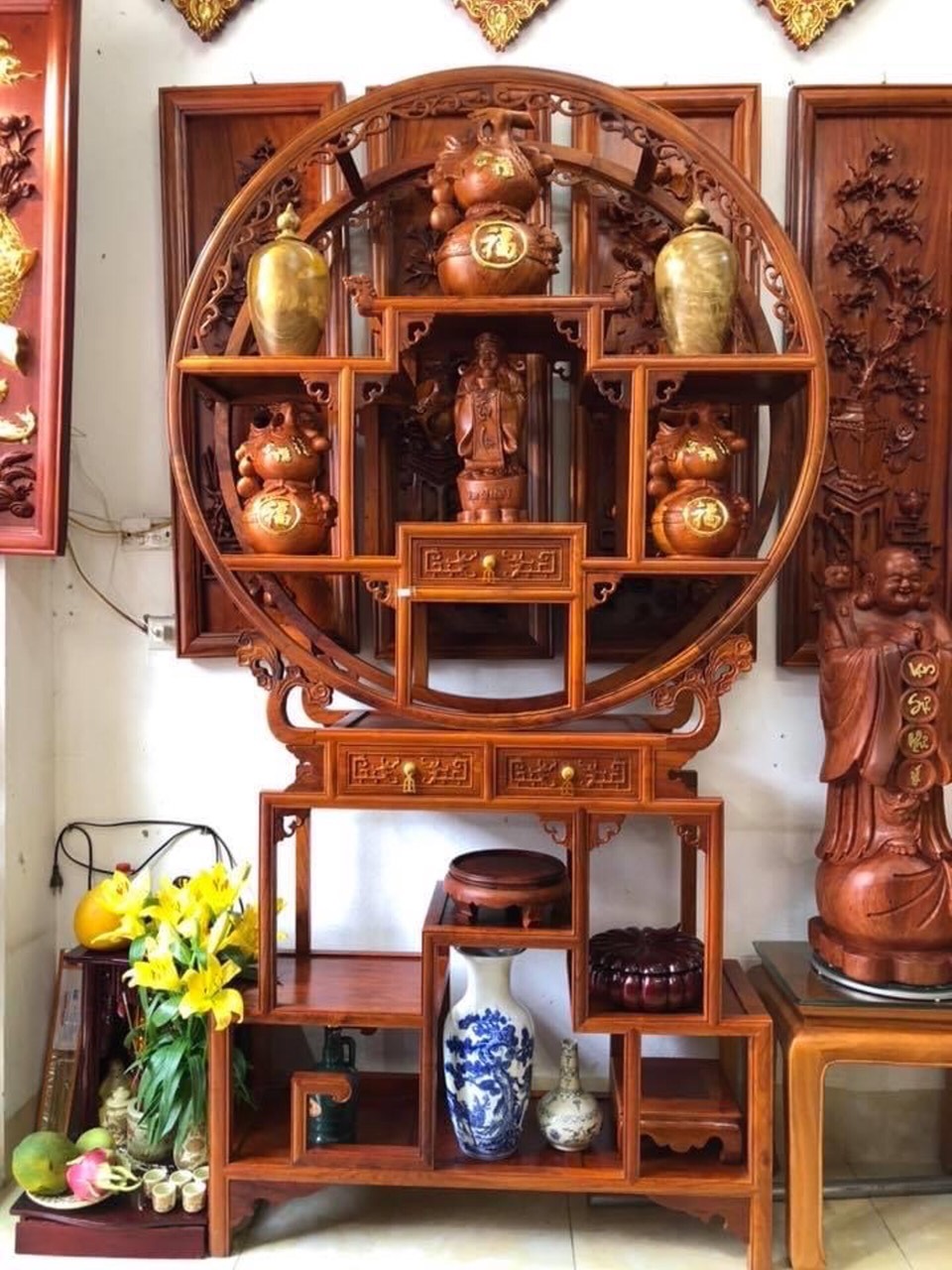 Tủ trang trí đồ gốm mẫu 5
