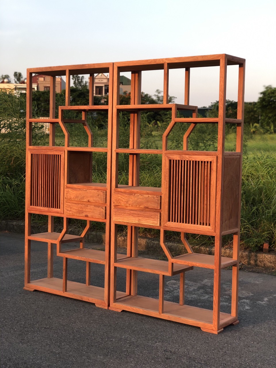 Tủ gốm sứ trang trí mẫu 11