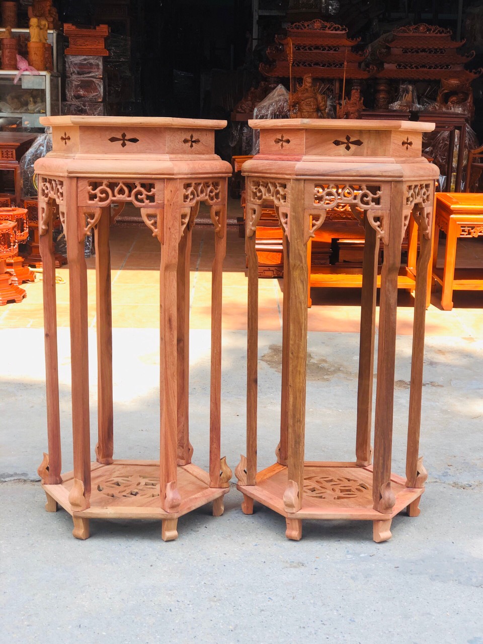 Đôn lục giác gỗ hương