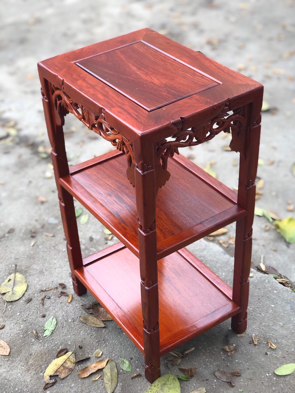 Đôn chữ nhật chạm trúc 2 tầng