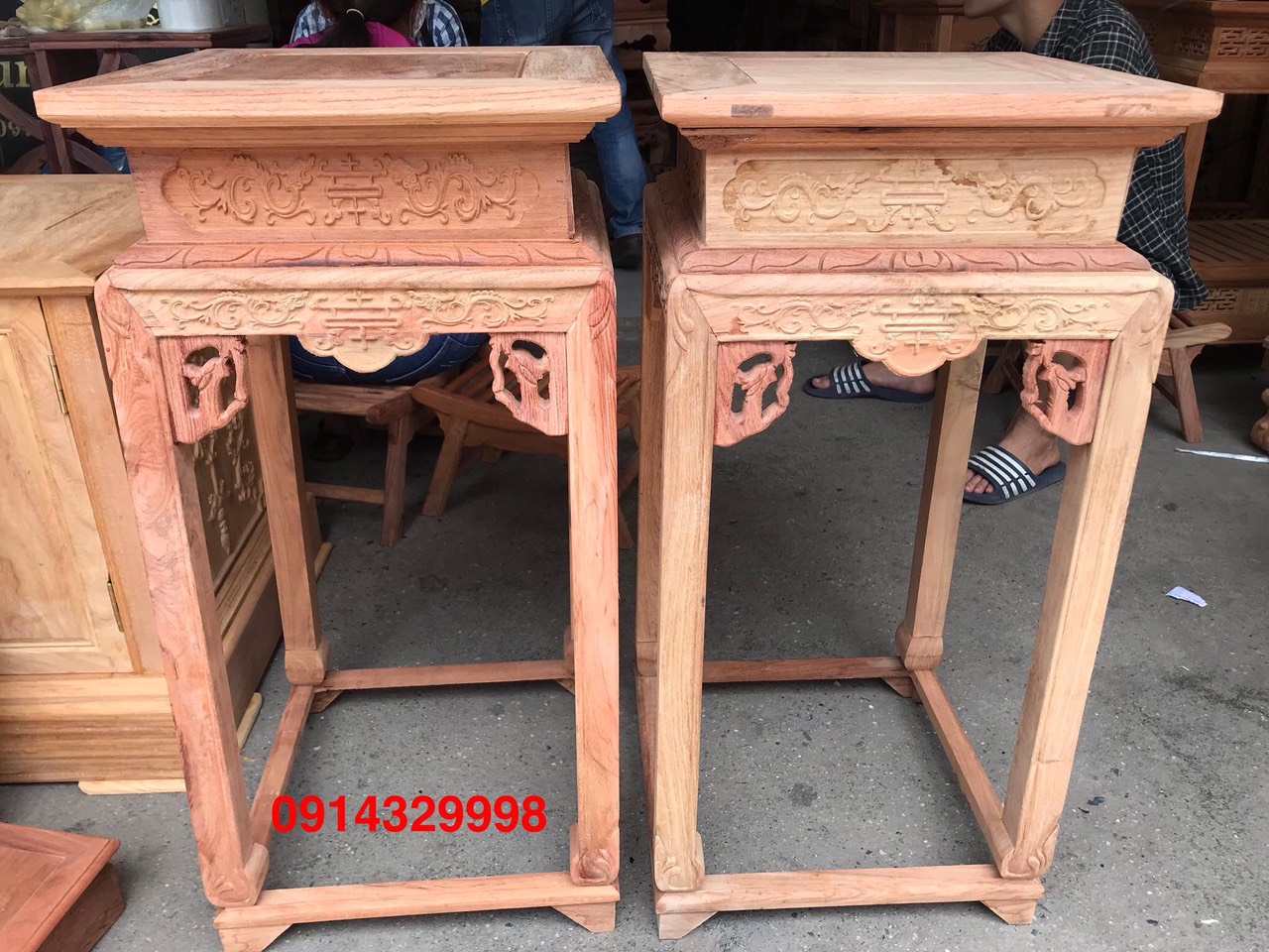 Đôn vuông gỗ hương chiện rồng  