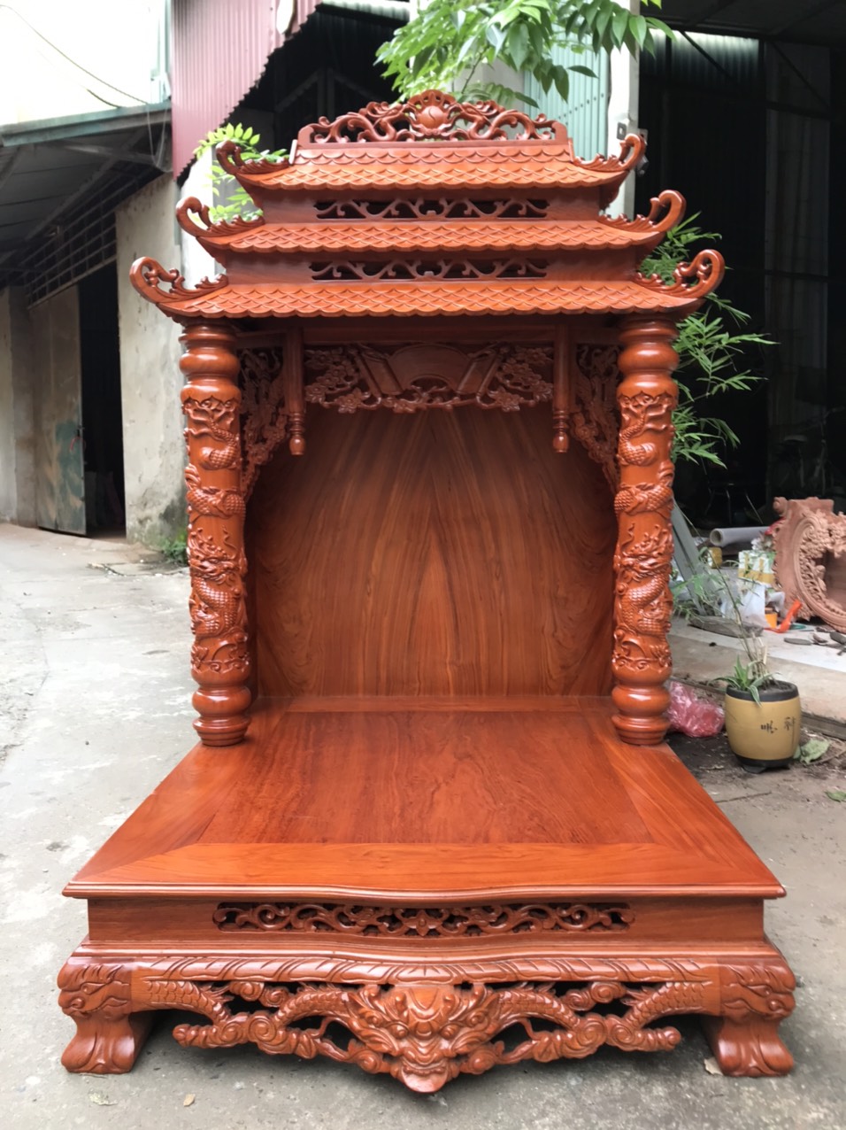 Ban thờ thần tài gỗ hương