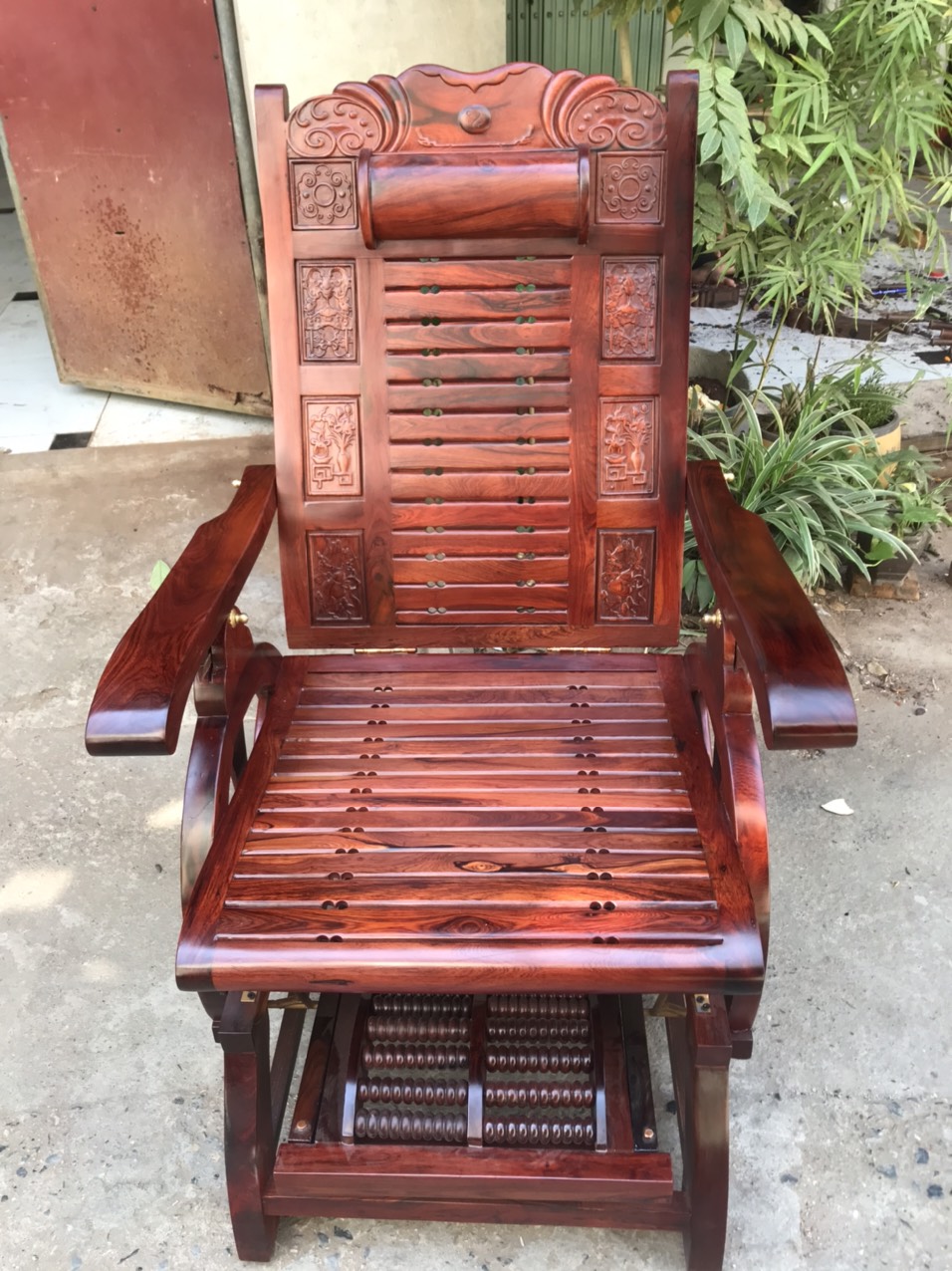 Ghế thư giãn Gỗ Cẩm