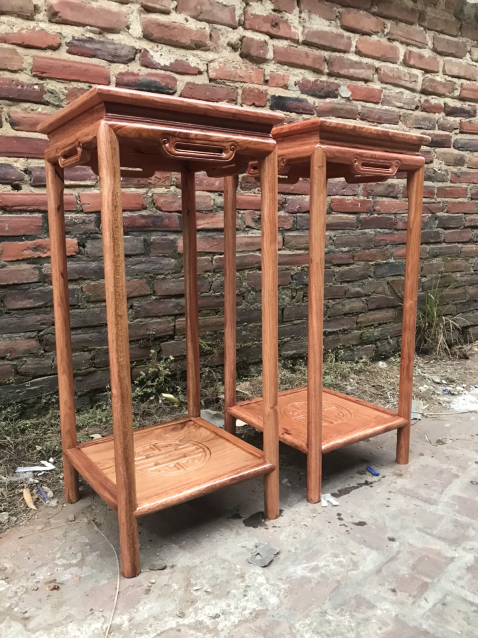 Đôn vuông chữ thọ gỗ hương đá 