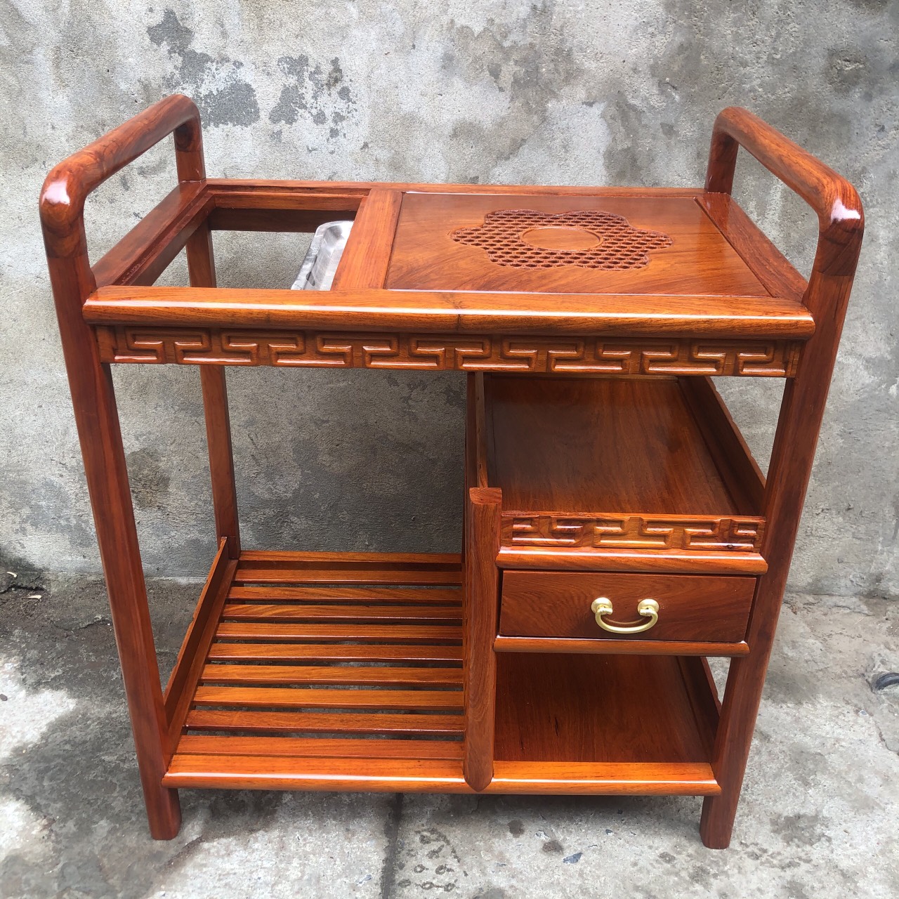 Bàn đun nước đồ trà mẫu tàu