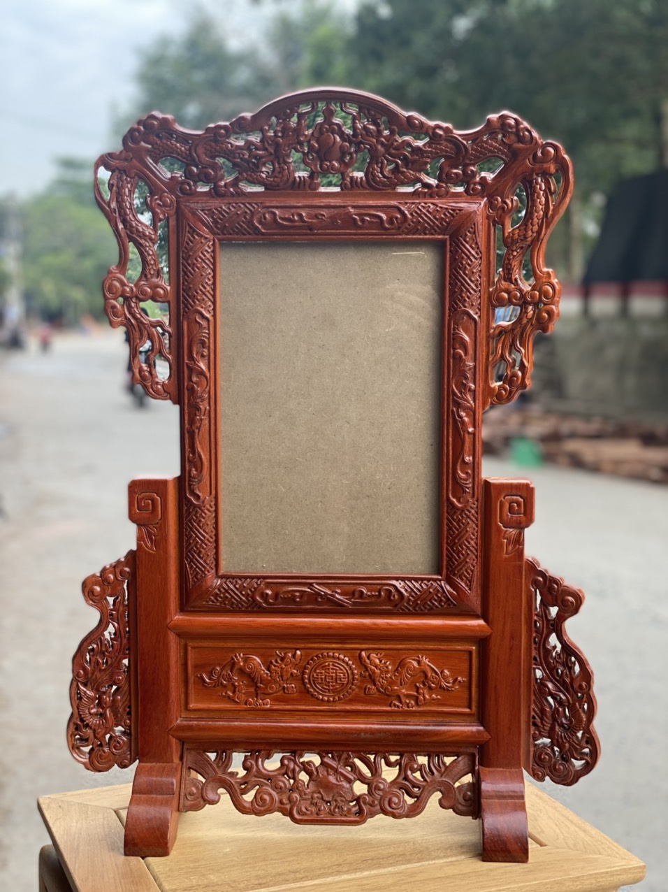 Khung ảnh thờ chạm tứ linh