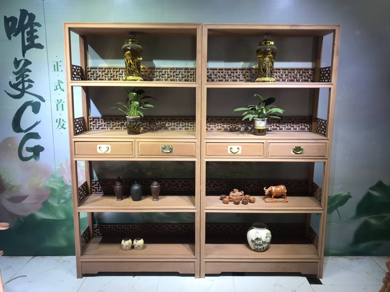 Tủ để ấm tử sa