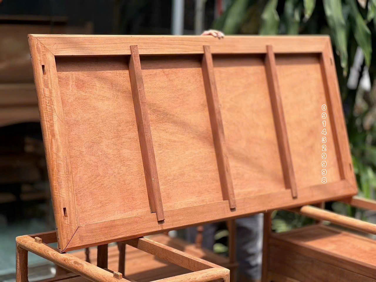 BÀN LÀM VIỆC MẪU TÀU 4